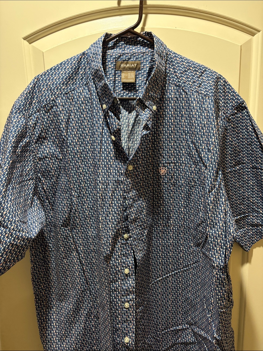 Ariat Men's Navy Blue Patterned Short Sleeve Button-Down Shirt